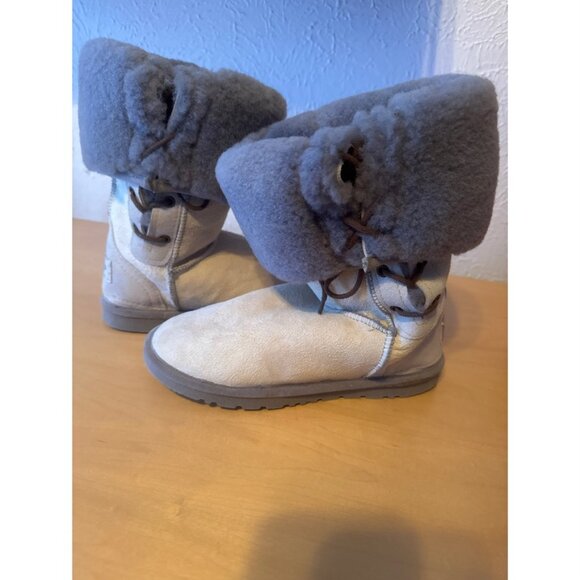 Jumbo UGG Australia Tall Lace Boots Sz 7-8 - Picture 3 of 7